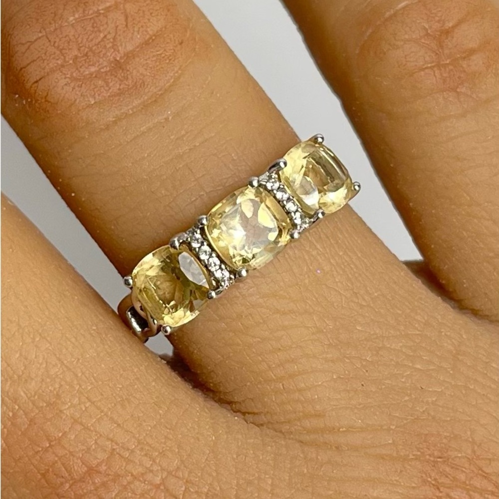 Citrine and Sterling Silver Cushion-Cut Gemstone Ring Size 8
